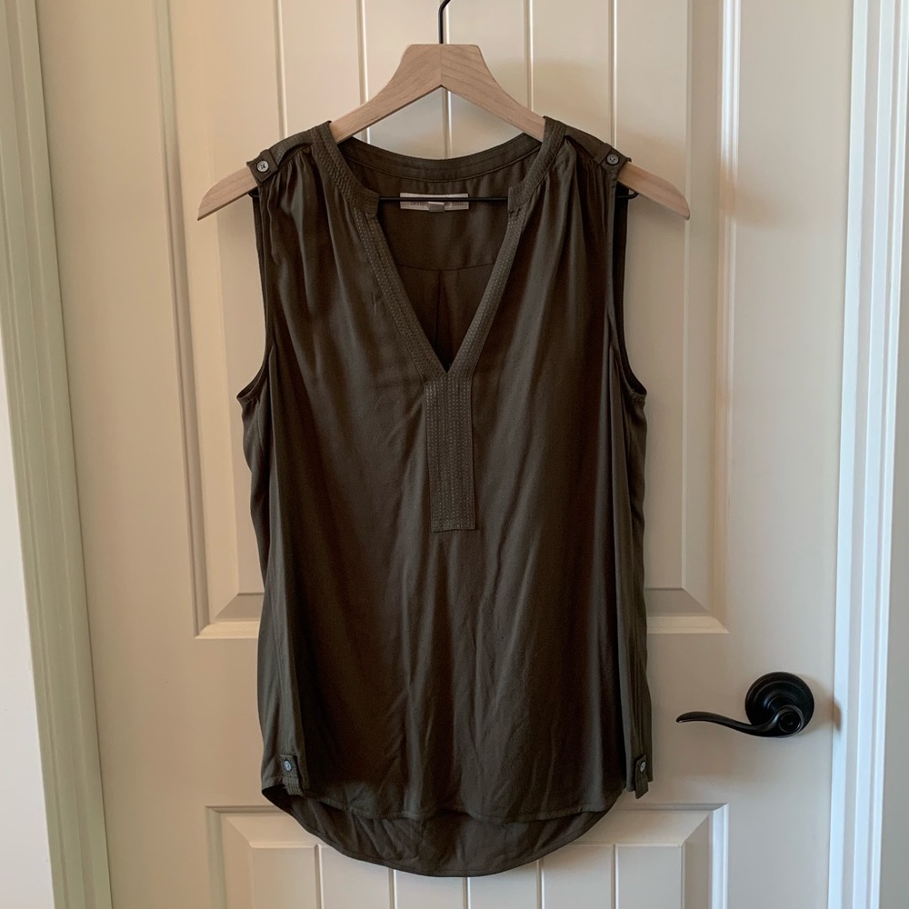 Banana Republic top •Size S•